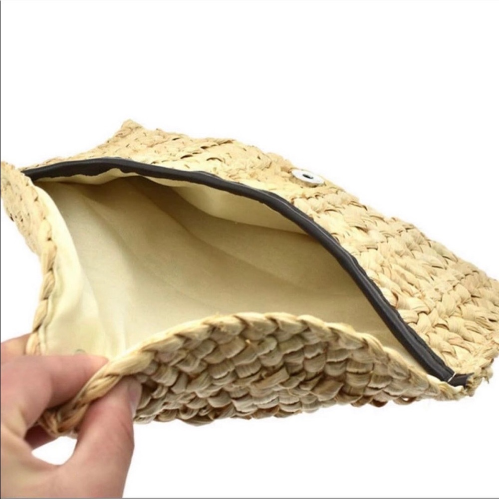 Straw Clutch Bag - Picture 4 of 5